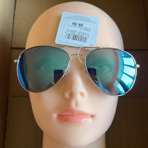 Aviator Sunglasses Silver 100% UVA UVB Protection - Picture 2 of 7